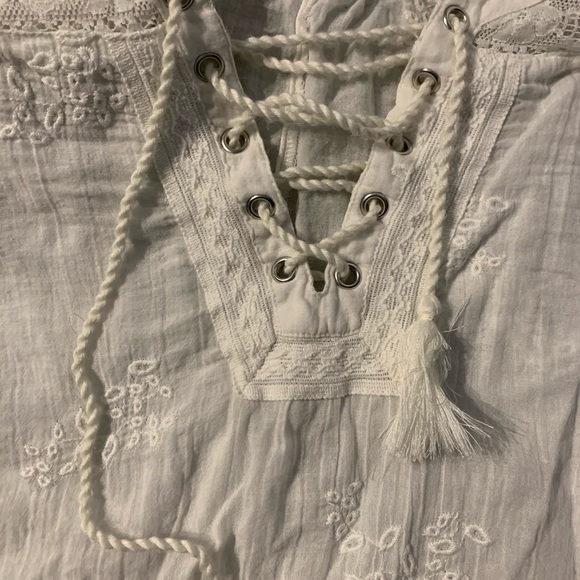 White American Eagle blouse - Picture 4 of 5